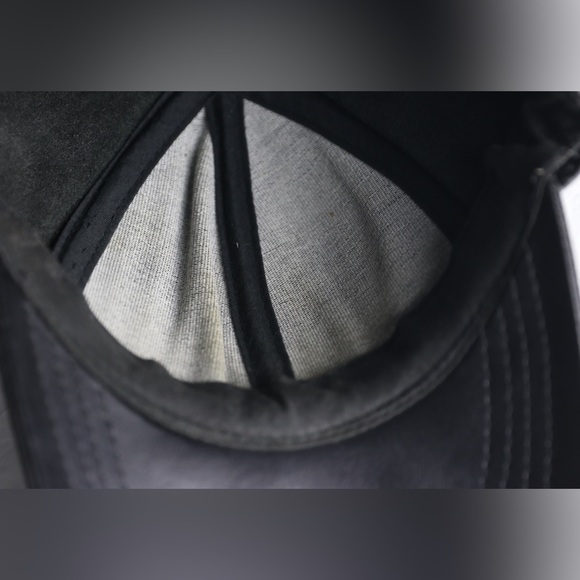 Leather hat - Picture 7 of 8